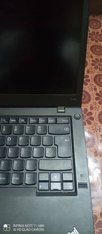 T450s I7 4th generation at cheap price 12