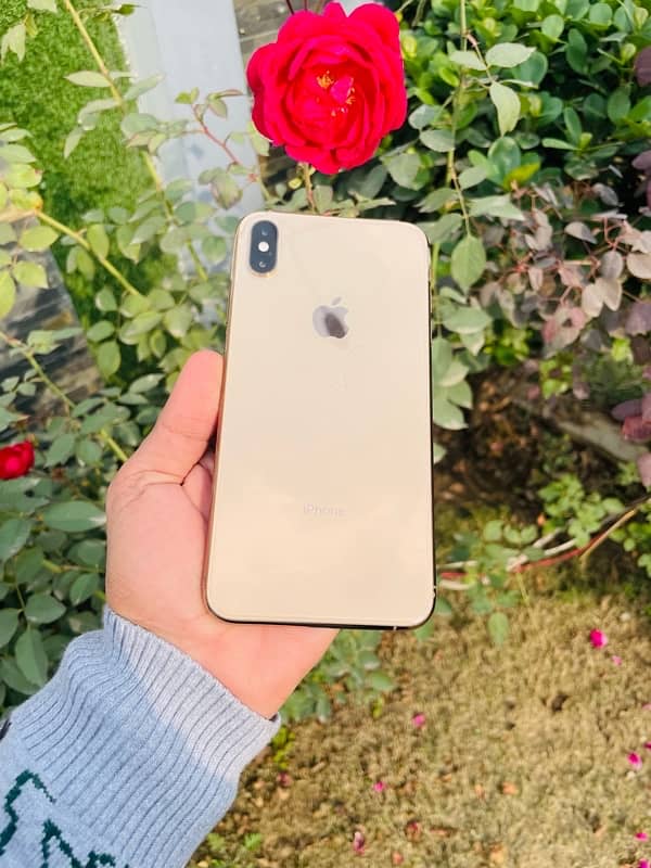 iphone xs max pta(exchange posible 12pro,12pro max,13 or up model etc) 0