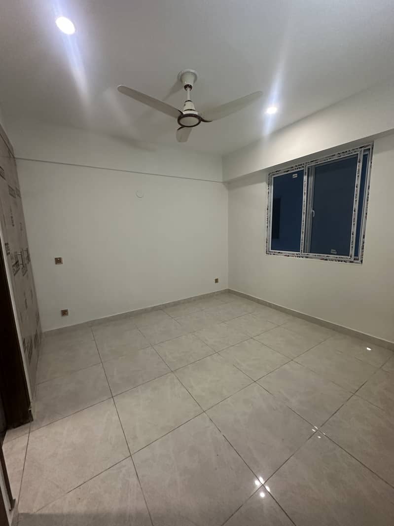 1 Bed Appartment For Sale In Al Ghurair Giga Block 16 Overses 8