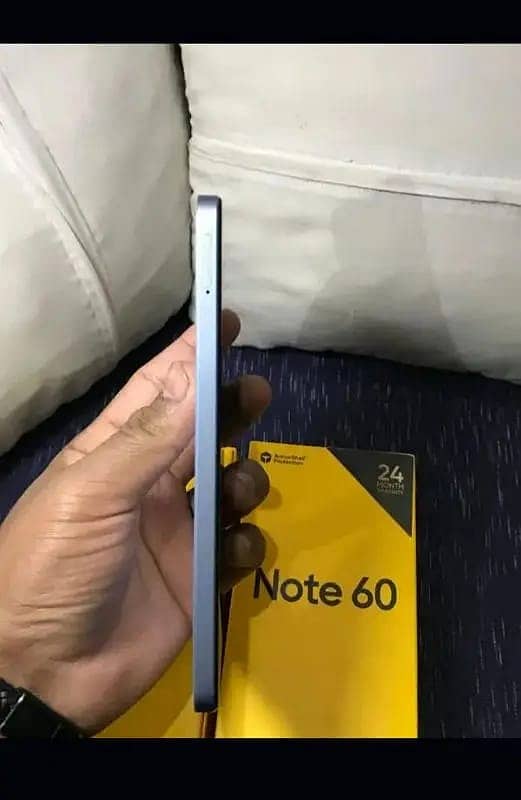 Realme note 60 4/128 11math warty all ok box sath 4