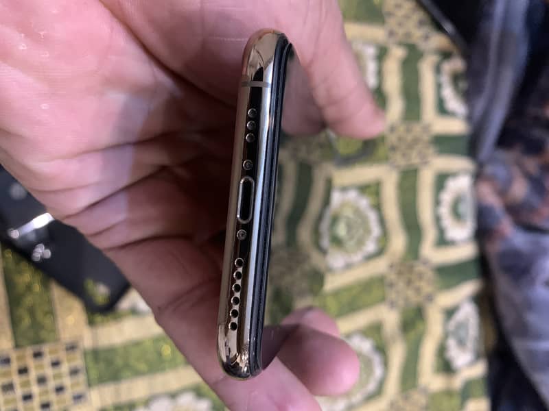 iPhone xs waterpack 64 note desciption 3