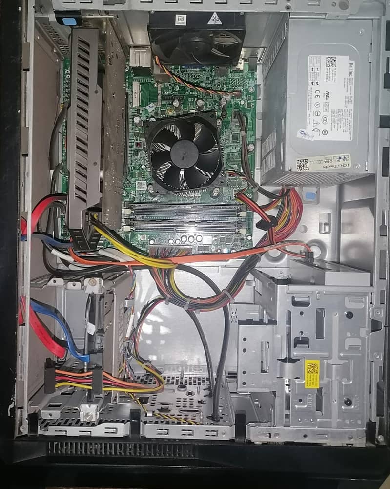 "Gaming PC | Core i5 2500 3.3Ghz | GTX 750 Ti | 500GB HDD | 8GB RAM" 2