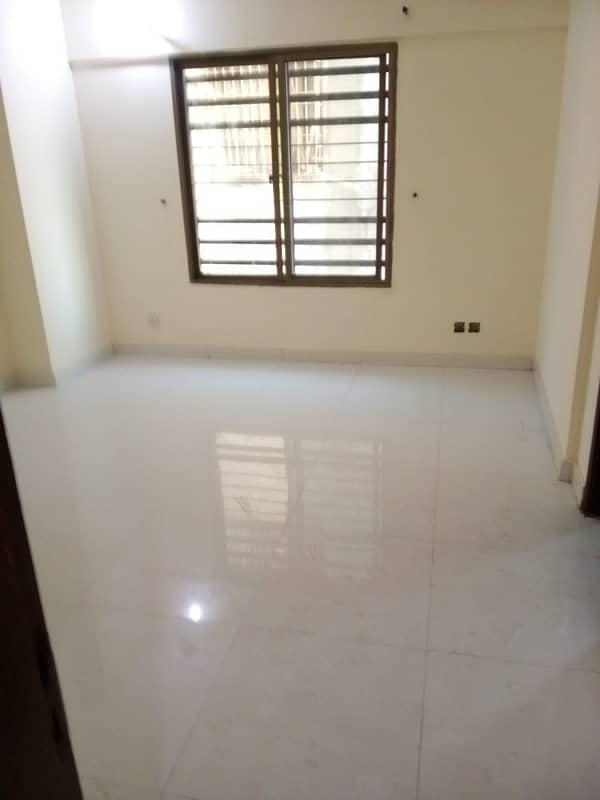 1300 Square Feet Flat For Rent In Gulshan-E-Iqbal Town 0