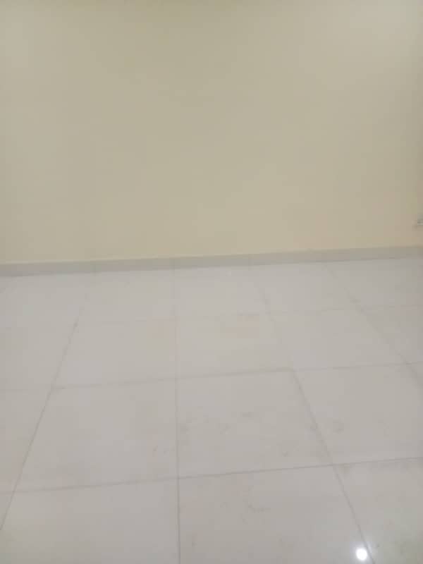 1300 Square Feet Flat For Rent In Gulshan-E-Iqbal Town 6