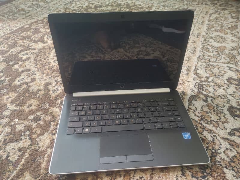 HP Celeron N4000 8gb 5000 gb 0