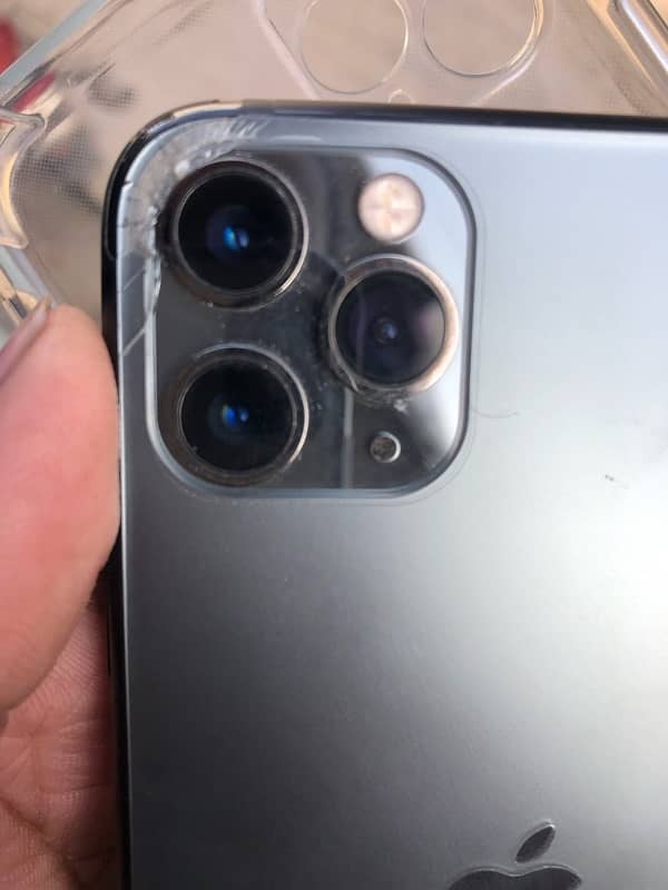 IPhone 11 pro max 12