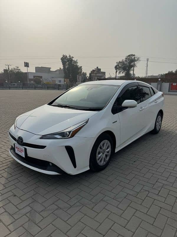 Toyota Prius 2020 3