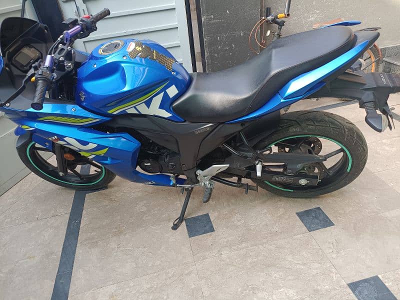 suzuki gixxer 3