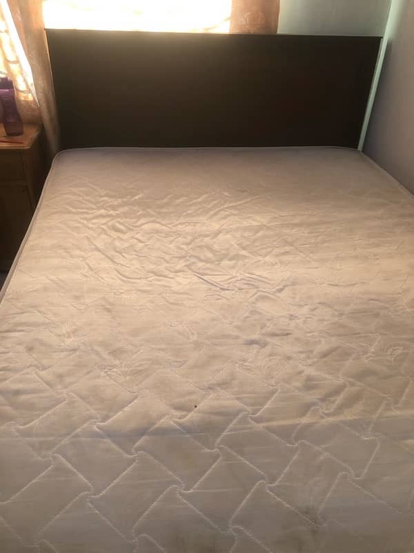 Queen Bed 60-78 Size without mattress 2