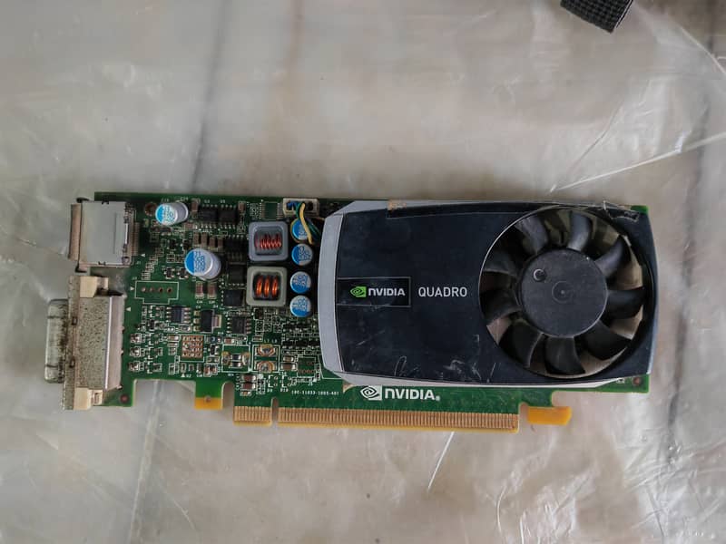 Nvidia Quadro 600 1 GB , 128bit 0