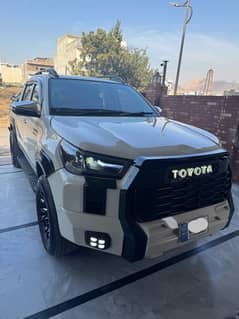 Toyota Hilux Vigo 2012 converted Rocco 2024