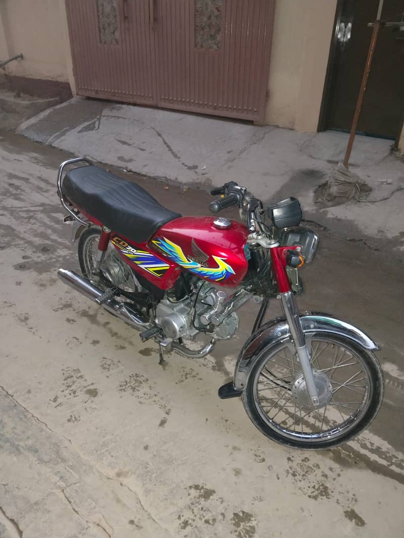 Honda CD 70 2021 3