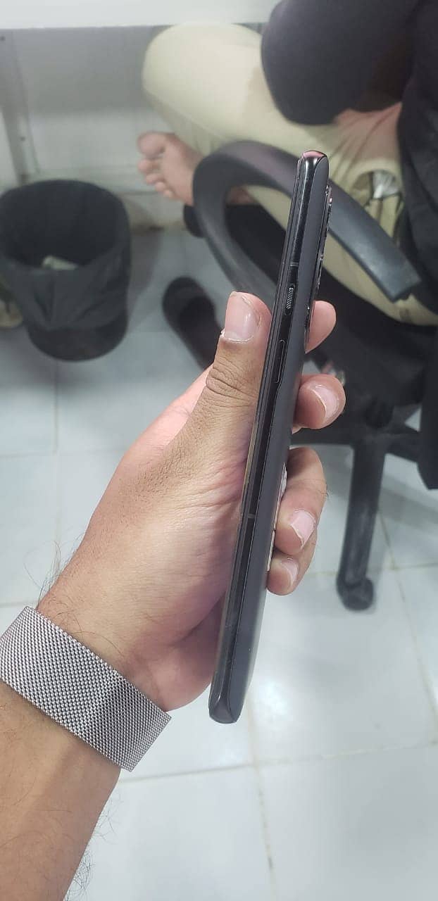 One Plus 9 Pro 3