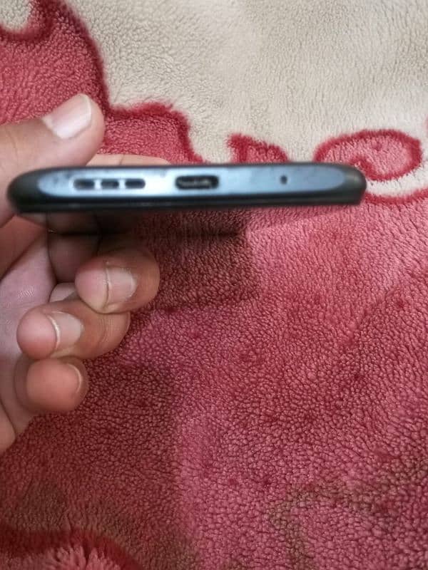 I am selling my REDMI 9T ALL ok with box 2