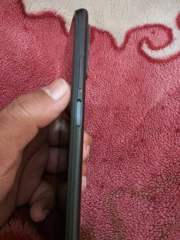 I am selling my REDMI 9T ALL ok with box 5