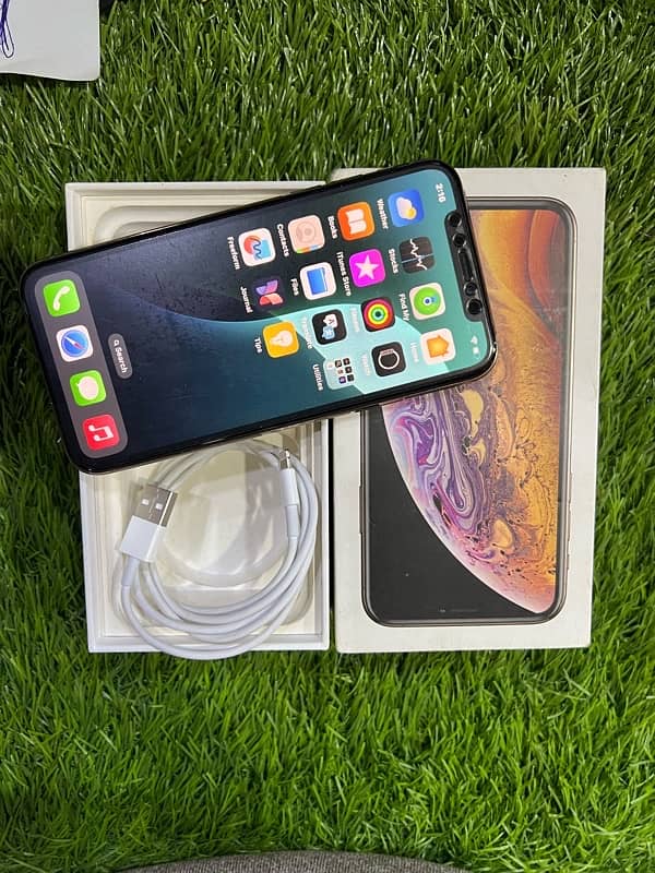 Iphone Xs 64 GB (PTA Approved] 1