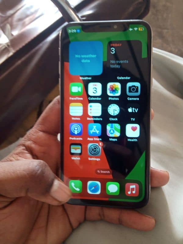 iphone x . . . . . . exchange possible with PTA approved phone 8