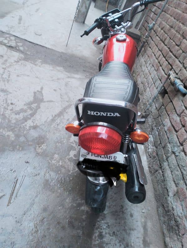 Honda 125 full original 4