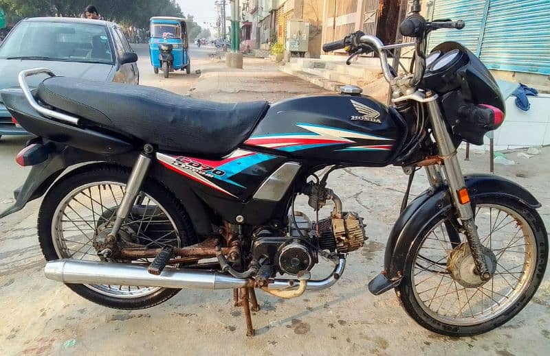 Honda Dream 70 55km per liter 0