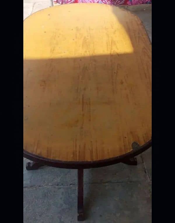 8 Seater Dining Table Available For Sale 18