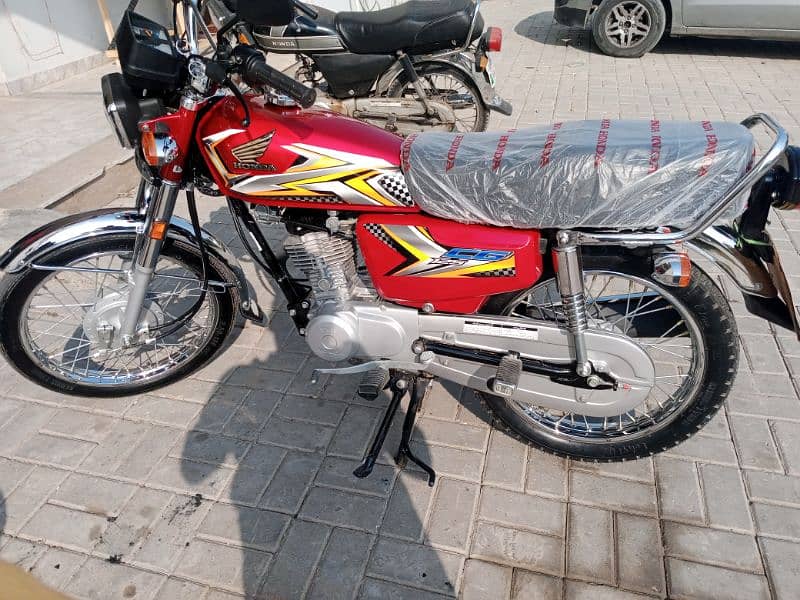 brand new condition cg 125 3