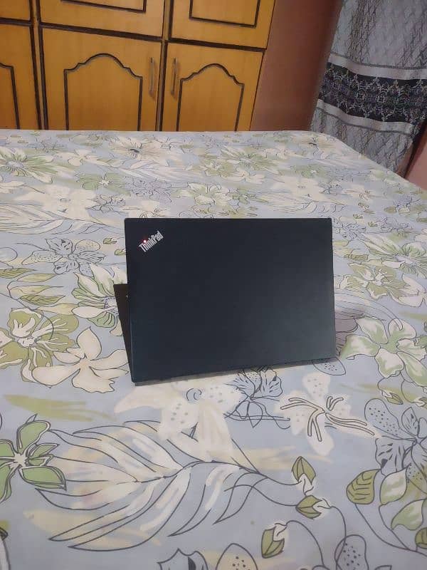 Lenovo Thinkpad i5 8th gen 1