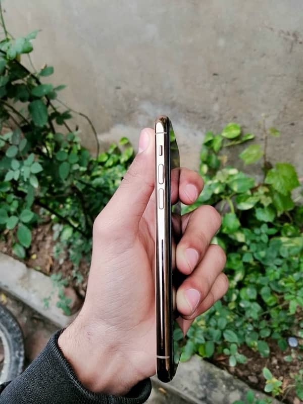 Apple Iphone 11 Pro Gold 3