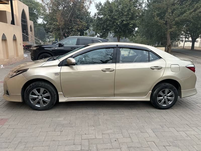 Toyota Corolla Altis 2015 17