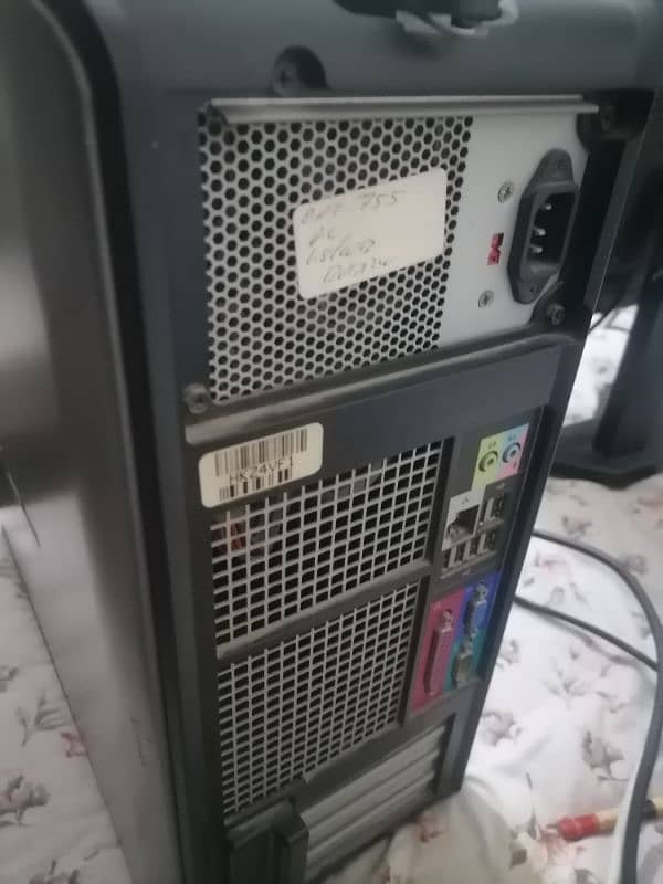 optiplex 755. . . . Dell. . . . core 2 dou. . . . . IBM LED 2