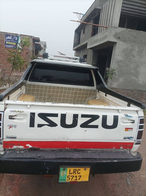 Isuzu D-Max 2002 10