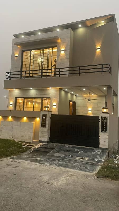 5 marla brand new luxury house 0