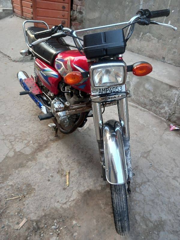 Honda 125 Fresh Condition. Totally Geniune Condition  03018652452 2