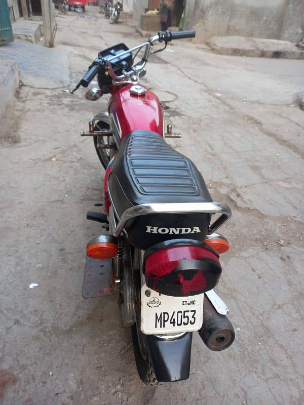 Honda 125 Fresh Condition. Totally Geniune Condition  03018652452 4