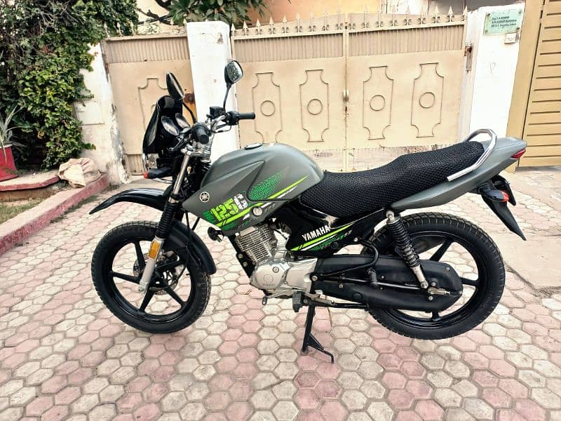 Yamaha Ybr g 2023 Model 4600 km driven like new bike 1