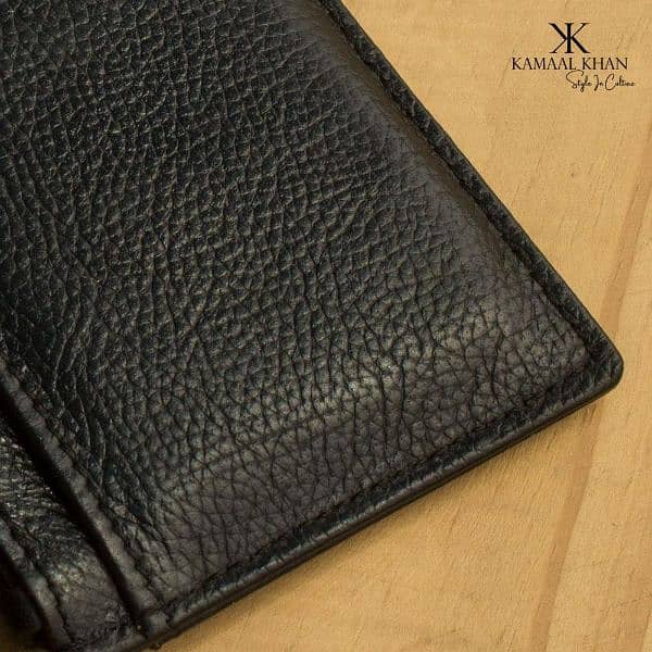 •  Fabric: Genuine Leather Men's Wallets 2