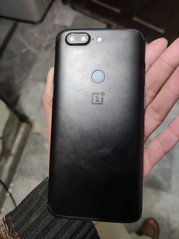 OnePlus 5T 8/128 2