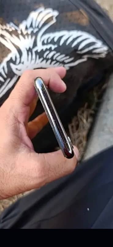 jv 64gb iphone X lush condition 2