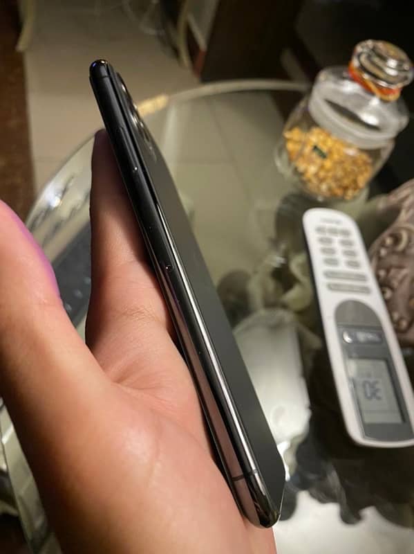 iPhone 11 pro max 256Gb non pta 83% waterpack 4