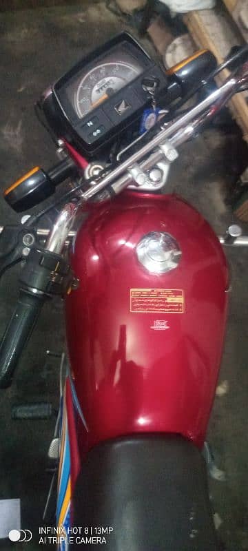 Honda CD 70 in Good condition in Red color 4