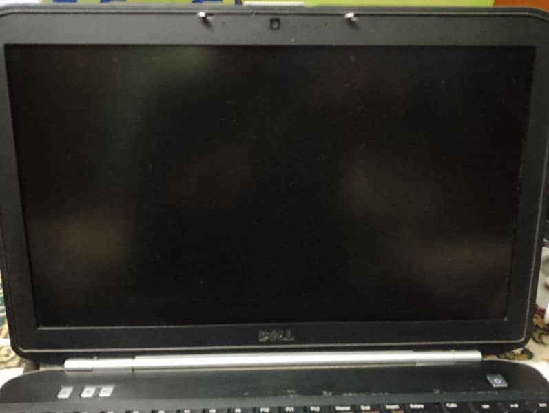 Dell latitude E5520 1