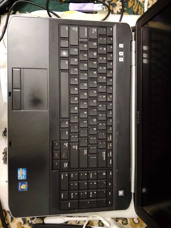 Dell latitude E5520 3