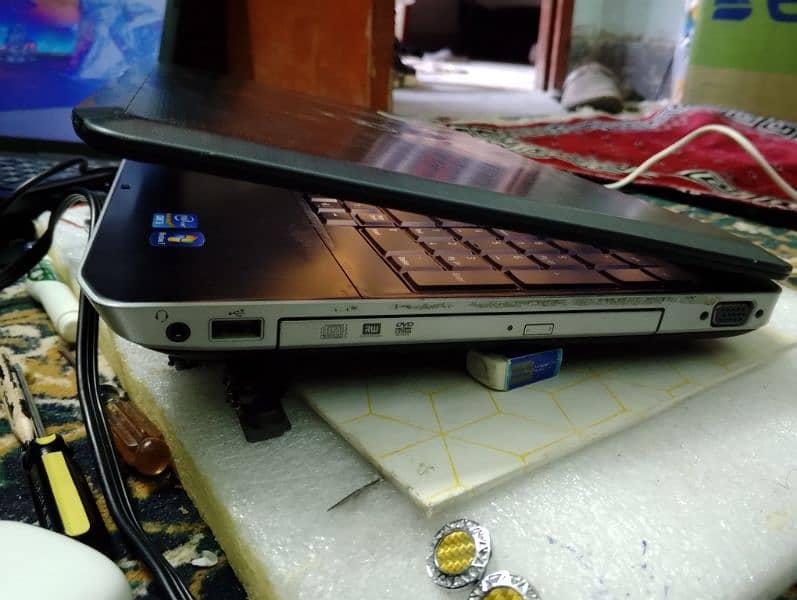 Dell latitude E5520 5