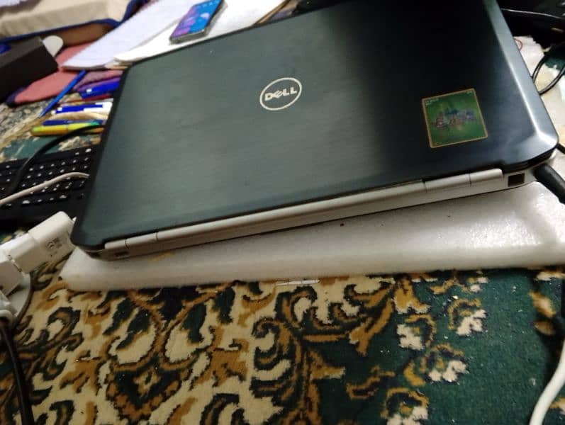 Dell latitude E5520 11