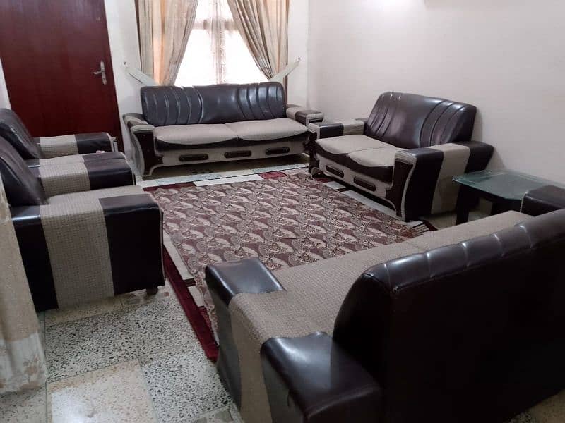 10 seater Brown & Beige sofa set. Rs 65000 14