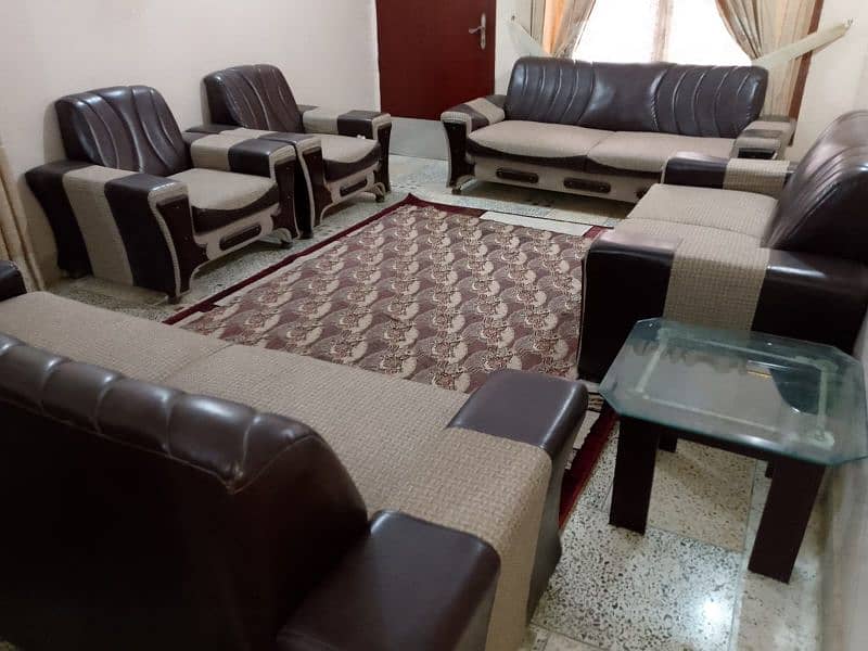 10 seater Brown & Beige sofa set. Rs 65000 16