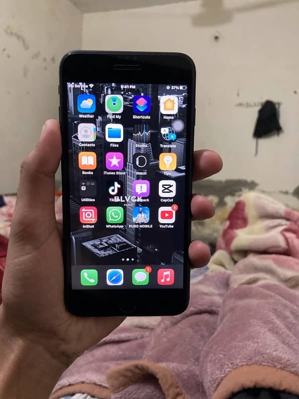 i phone 7 plus 1