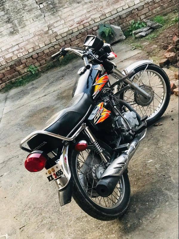 Honda CG 125 2021 model 3