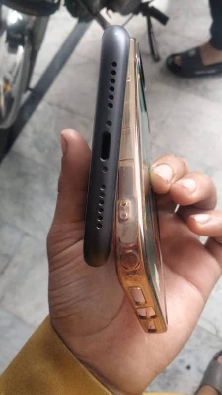 iphone 11 non active 3