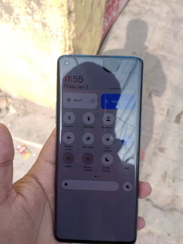 OnePlus 8pro dote Hy or update ki wajha sa Finger nai Chal rhi 0