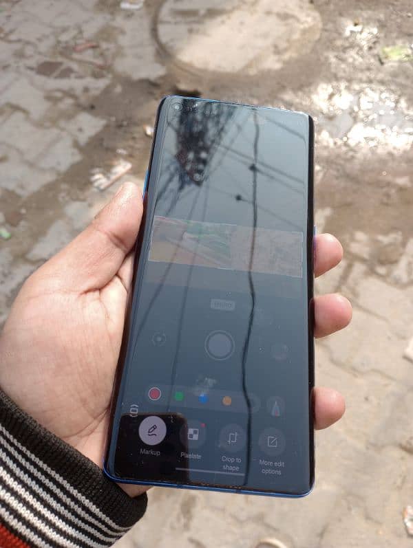 OnePlus 8pro dote Hy or update ki wajha sa Finger nai Chal rhi 11